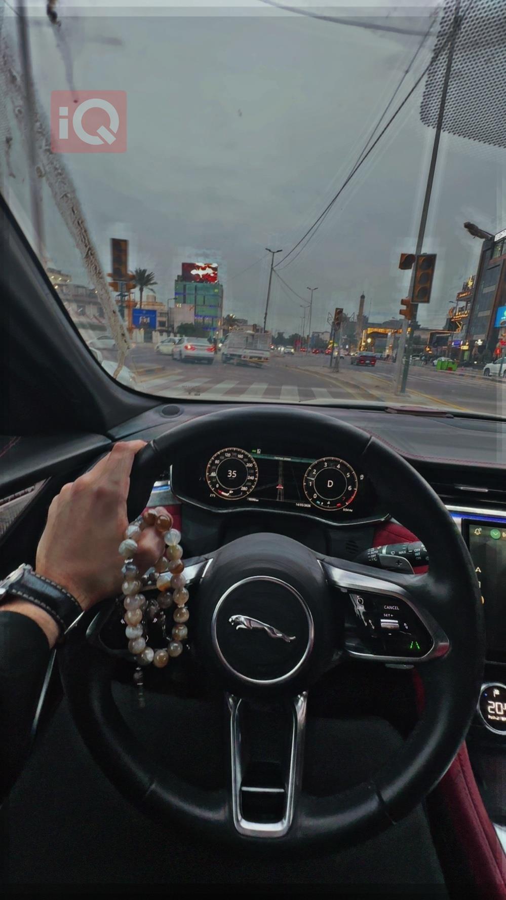 جاگوار F-Pace
